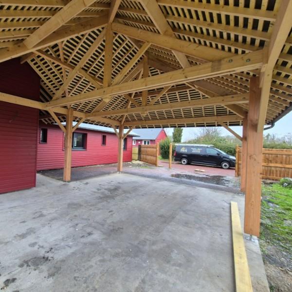 Abris de jardin et carports en bois